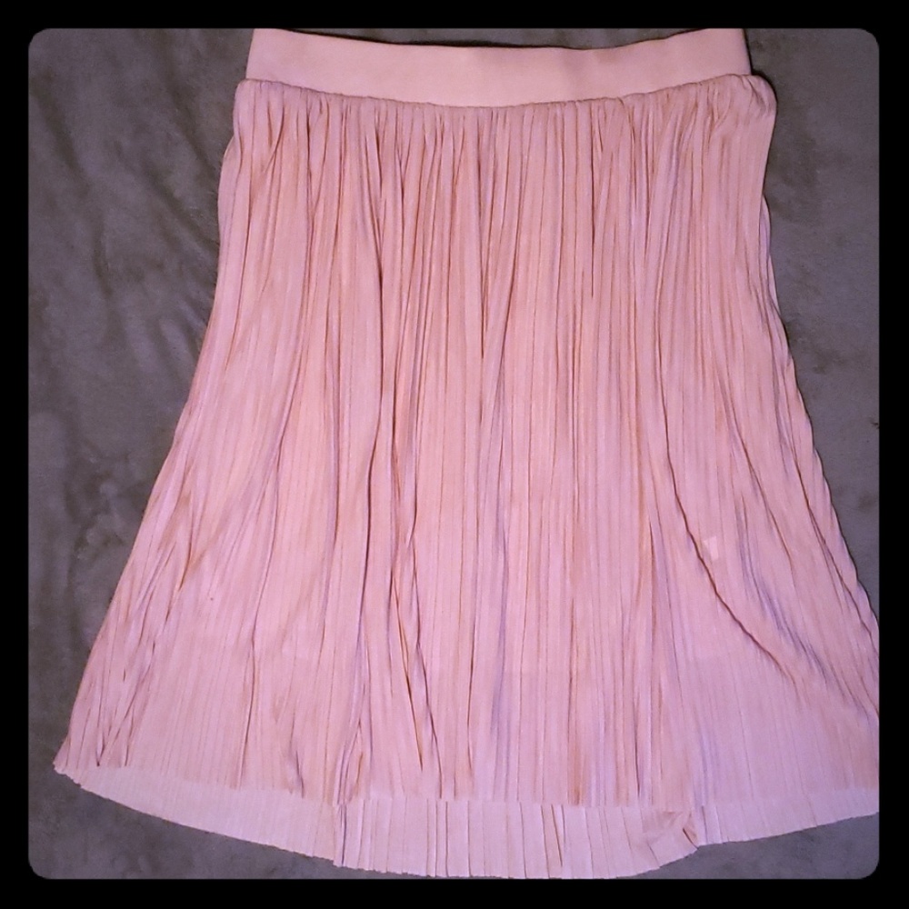 Pleated midi skirt